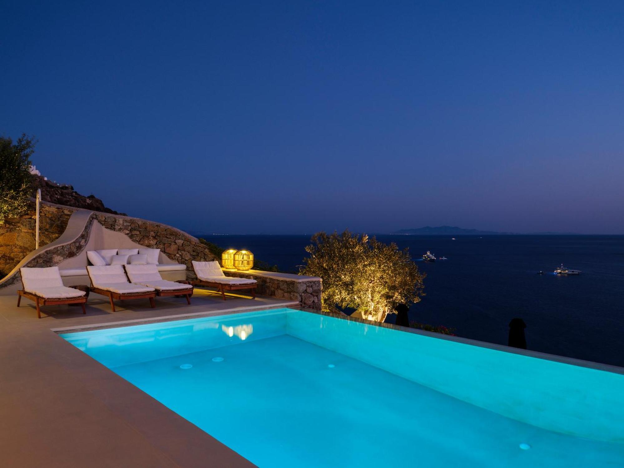 V&V Guest House - Luxury Suites Ornos  Esterno foto