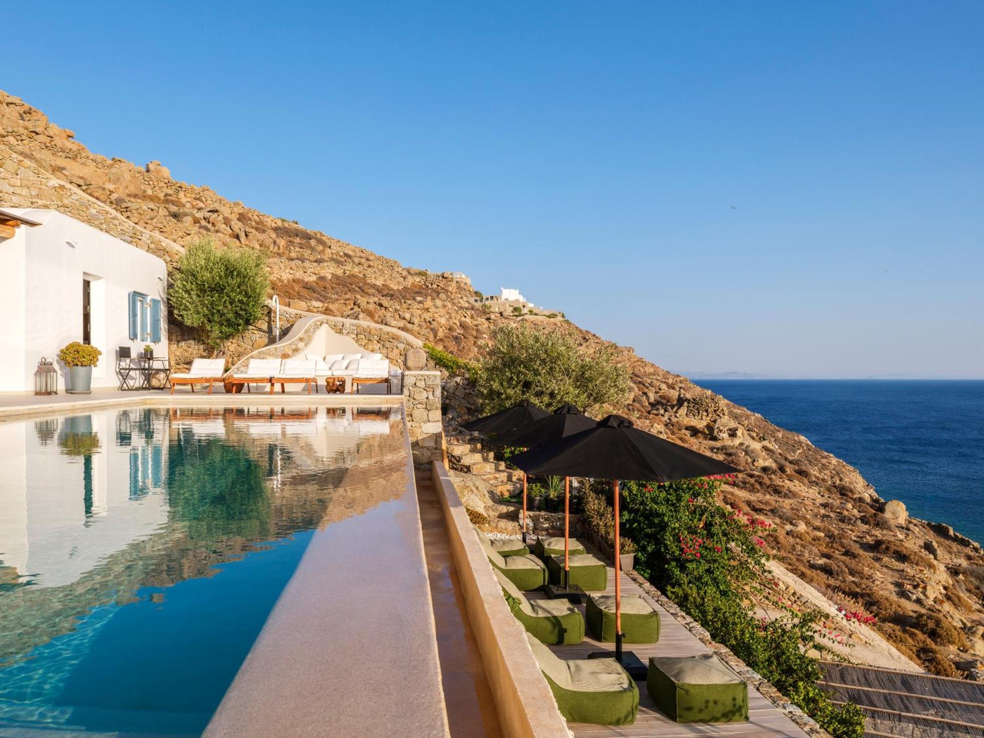 V&V Guest House - Luxury Suites Ornos  Esterno foto