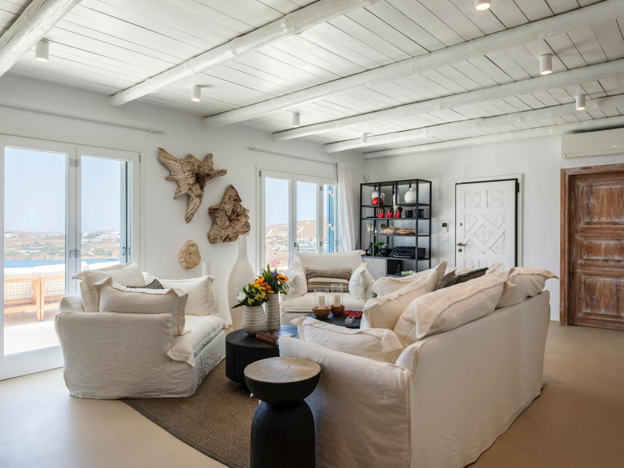 V&V Guest House - Luxury Suites Ornos  Esterno foto